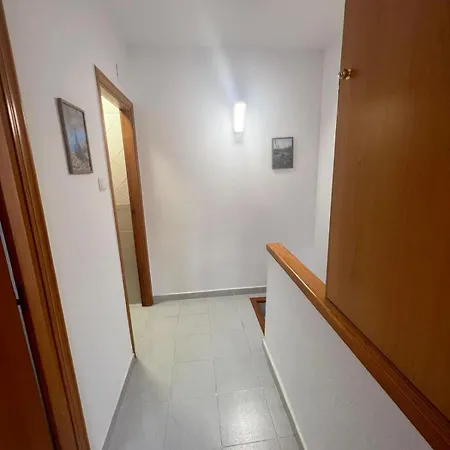 Апартаменти Piso Eneas